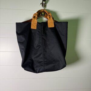 Gap Tote Braided Leather Handles Black